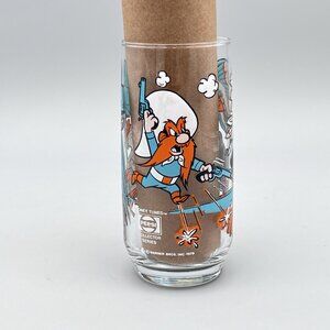 Vintage 1979 Pepsi Looney Tunes Collector Series Daffy Duck Yosemite Sam Bugs